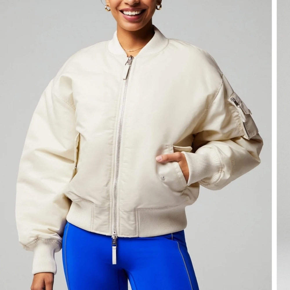 Fabletics Iconic Bomber Jacket Cream Froth Oversized Cream S NWT
